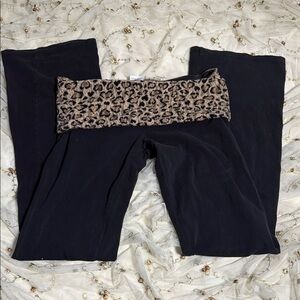 Y2K pink cheetah low rise flared leggings